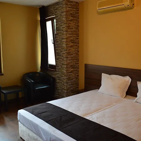 Bon Bon Hotel 3*
